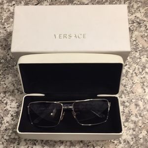 Versace silver tin with thick frames